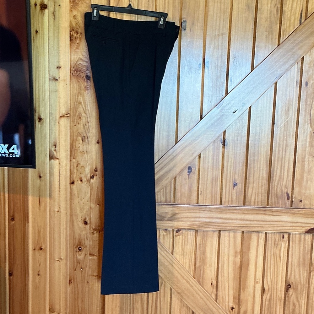 Classic navy blue slacks.soft fit.